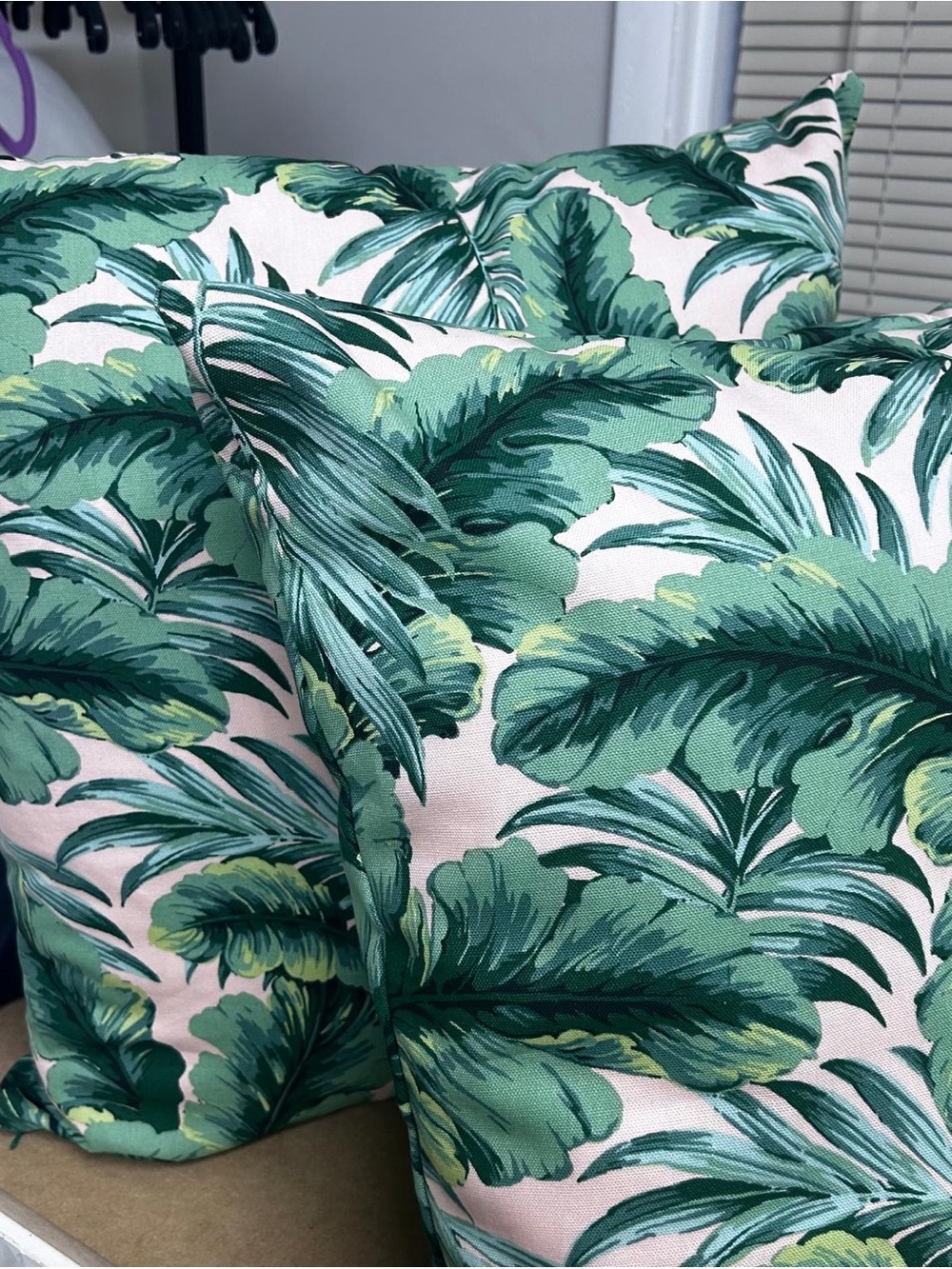 Tropical Green Leaf Decorative Pillow - Home living room .